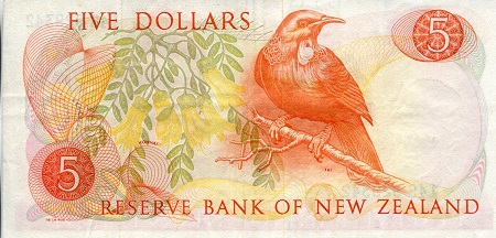 New Zealand 5 Dollars F (see large scan) pick #: 165d